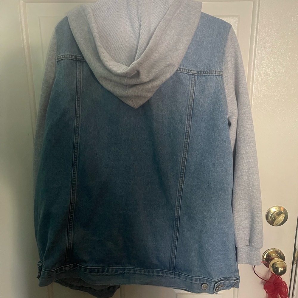 Forever 21 Blue Denim Jacket with Gray Knit Sleeves - Picture 2 of 11